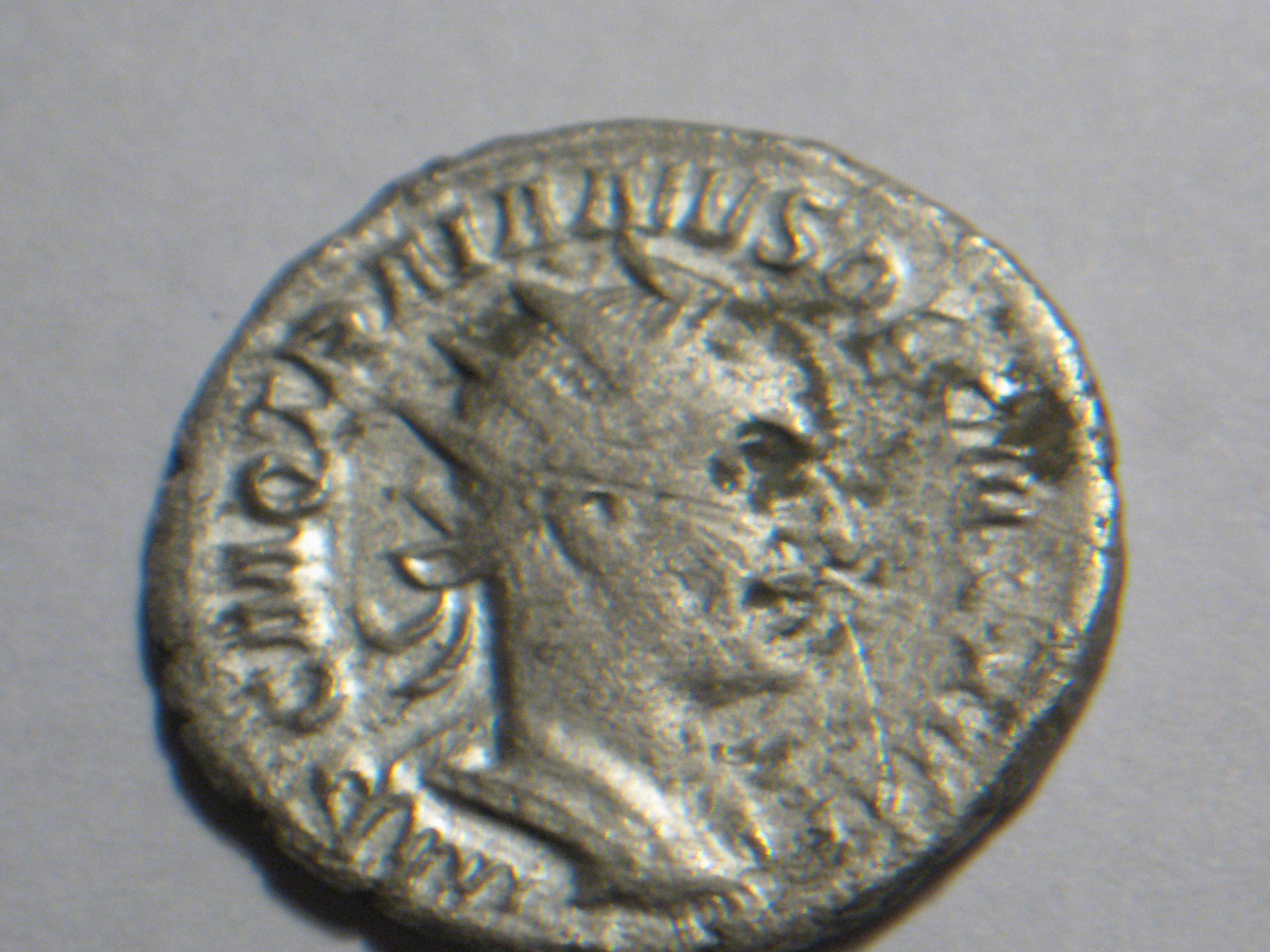 Trajan Decius antoninianus & family 001.JPG