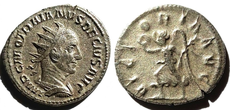 Trajan Decius Victoria.jpg