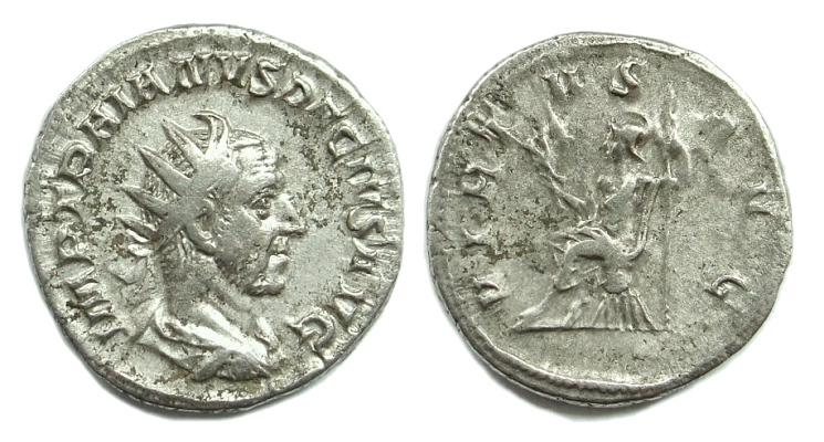 trajan decius400.jpg