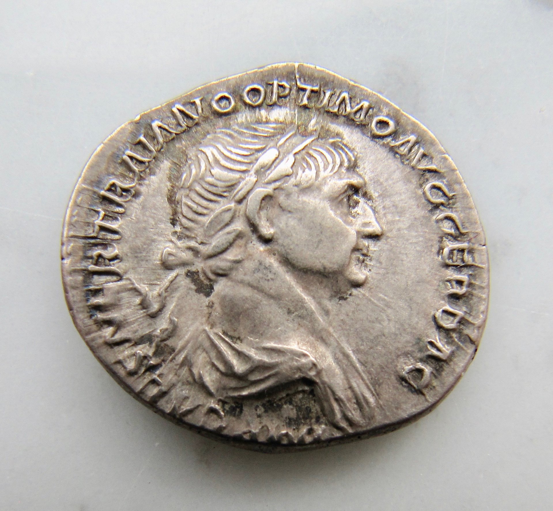 Trajan denarious column ex Rauch - OBV1 N - 1.jpg