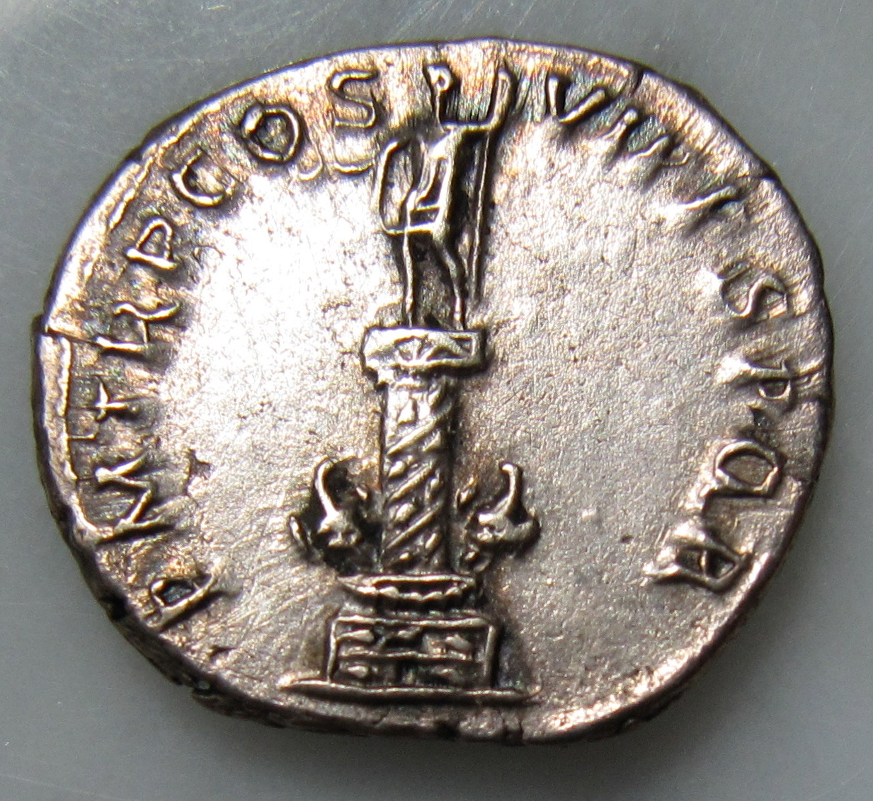 trajan denarius ex1 column rev1 n - 1.jpg