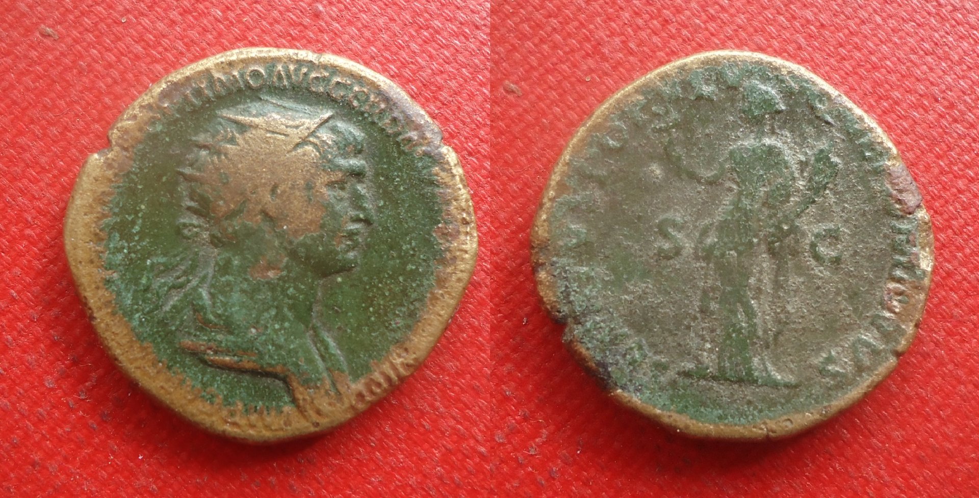 Trajan - Dupond Felicitas lot May 2020 (0).jpg
