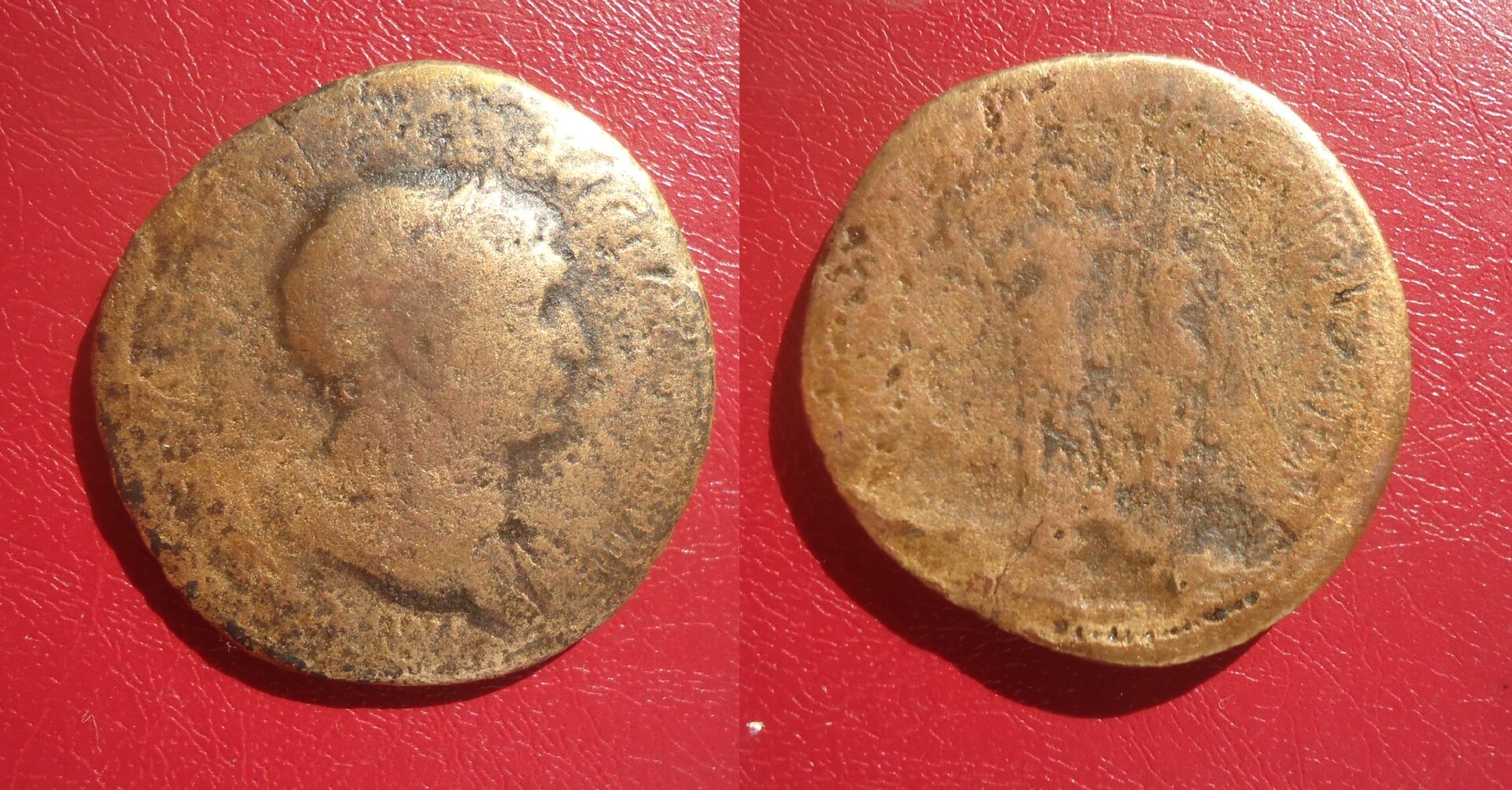 Trajan - Sest. Victory crowning Trajan  lot Sep 2020 (0).jpg