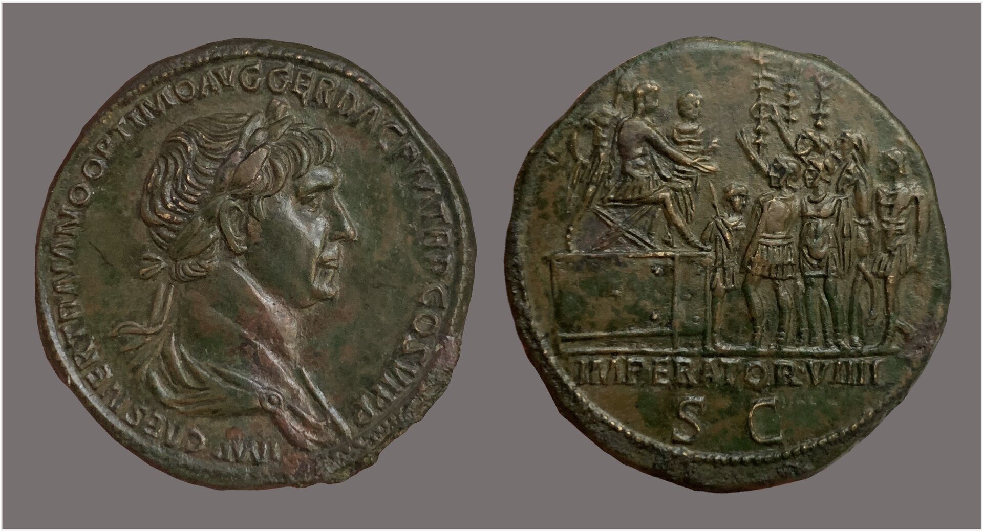 Trajan sestertius platform 2.jpg