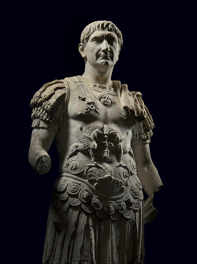 Trajan statue-NG magazineimg2_640.jpeg