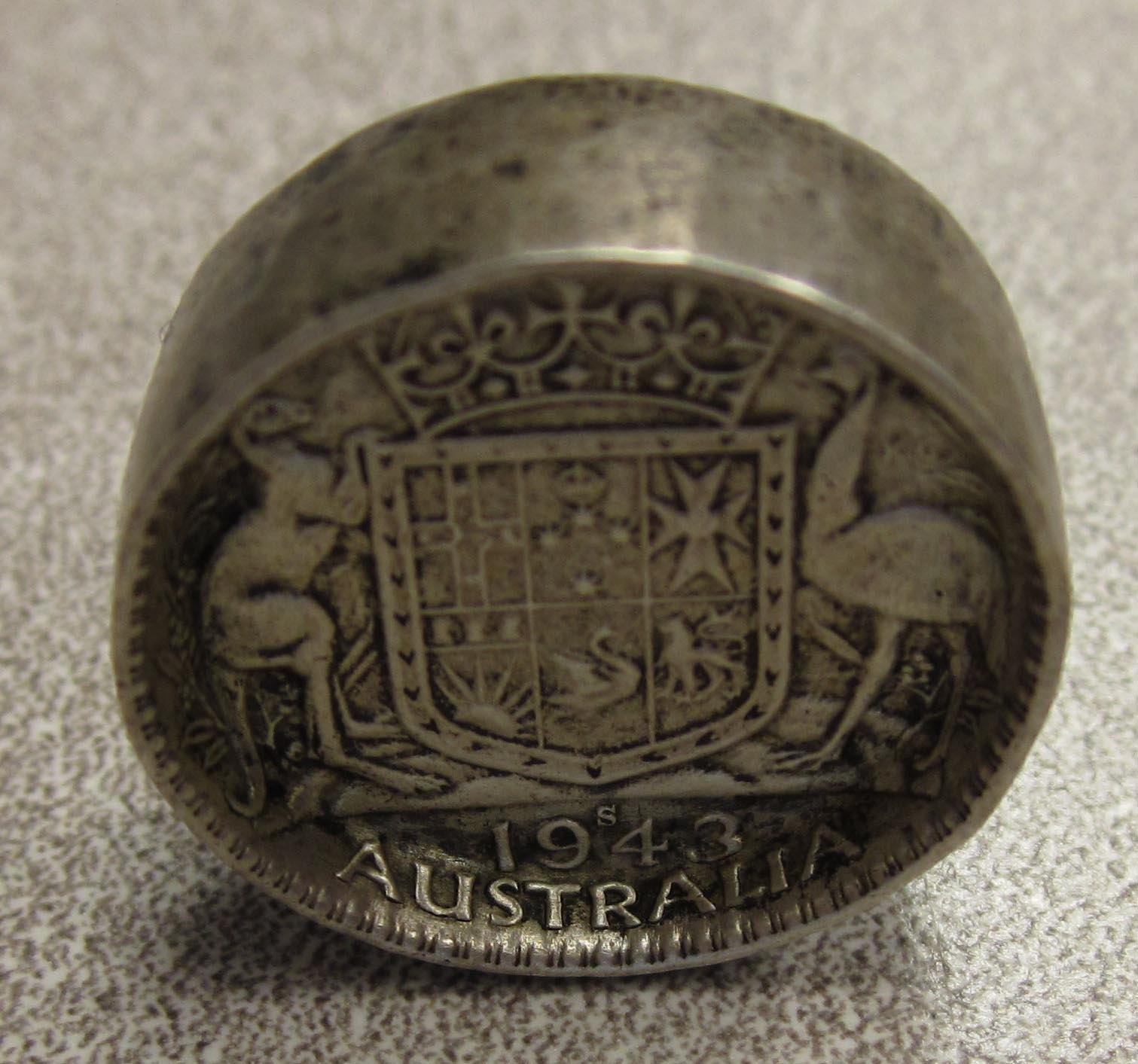 TRENCH ART 1943 AUSTRALIA.jpg