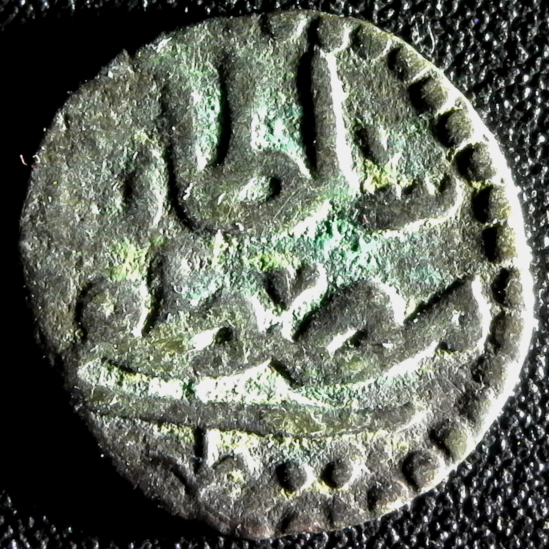 TUNIS - OTTOMAN - AH1171-78 = 1758-65 AD - 1 KHARUB - MUSTAFA III - KM#53 obv.jpg
