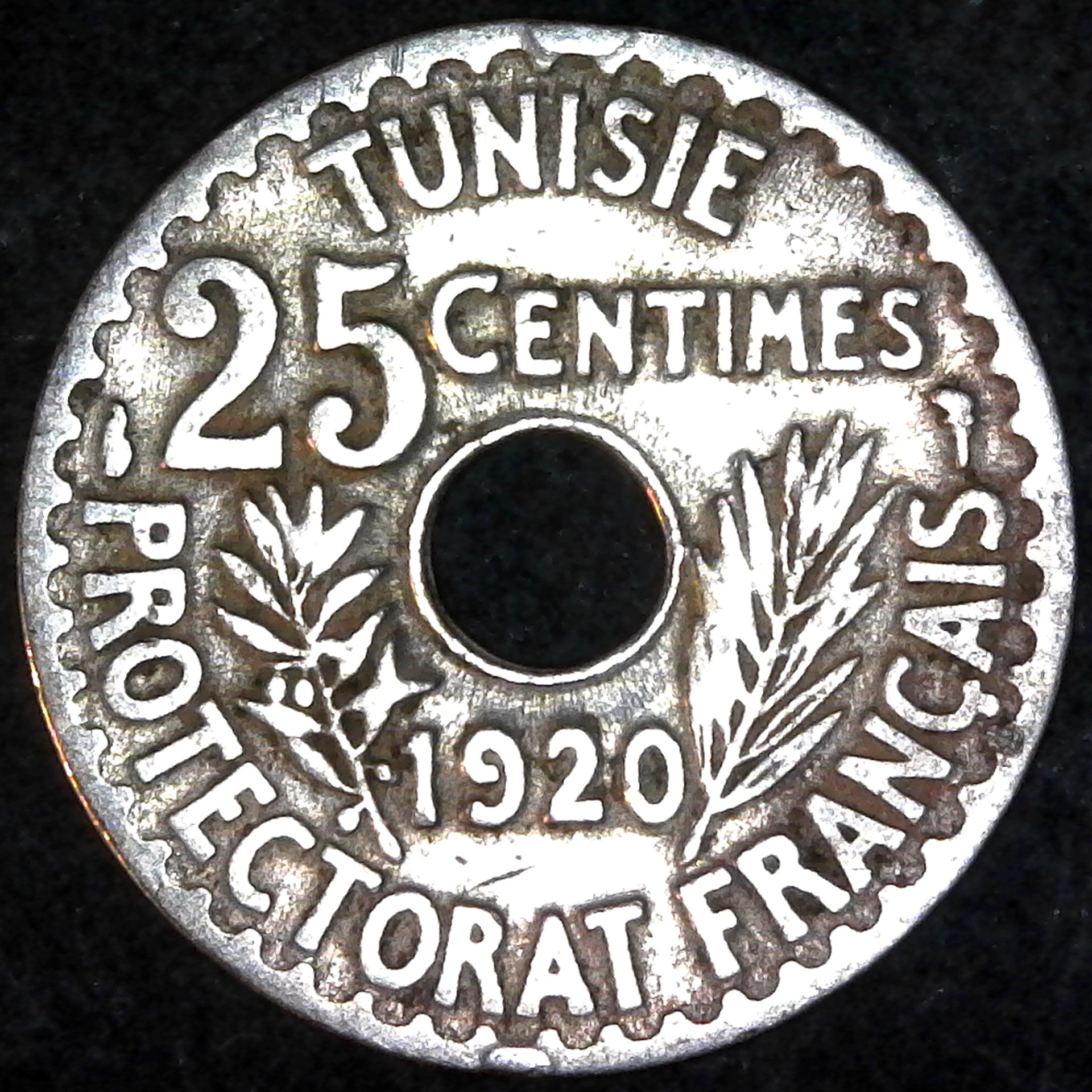 Tunisia 25 centimes 1920 obverse.jpg