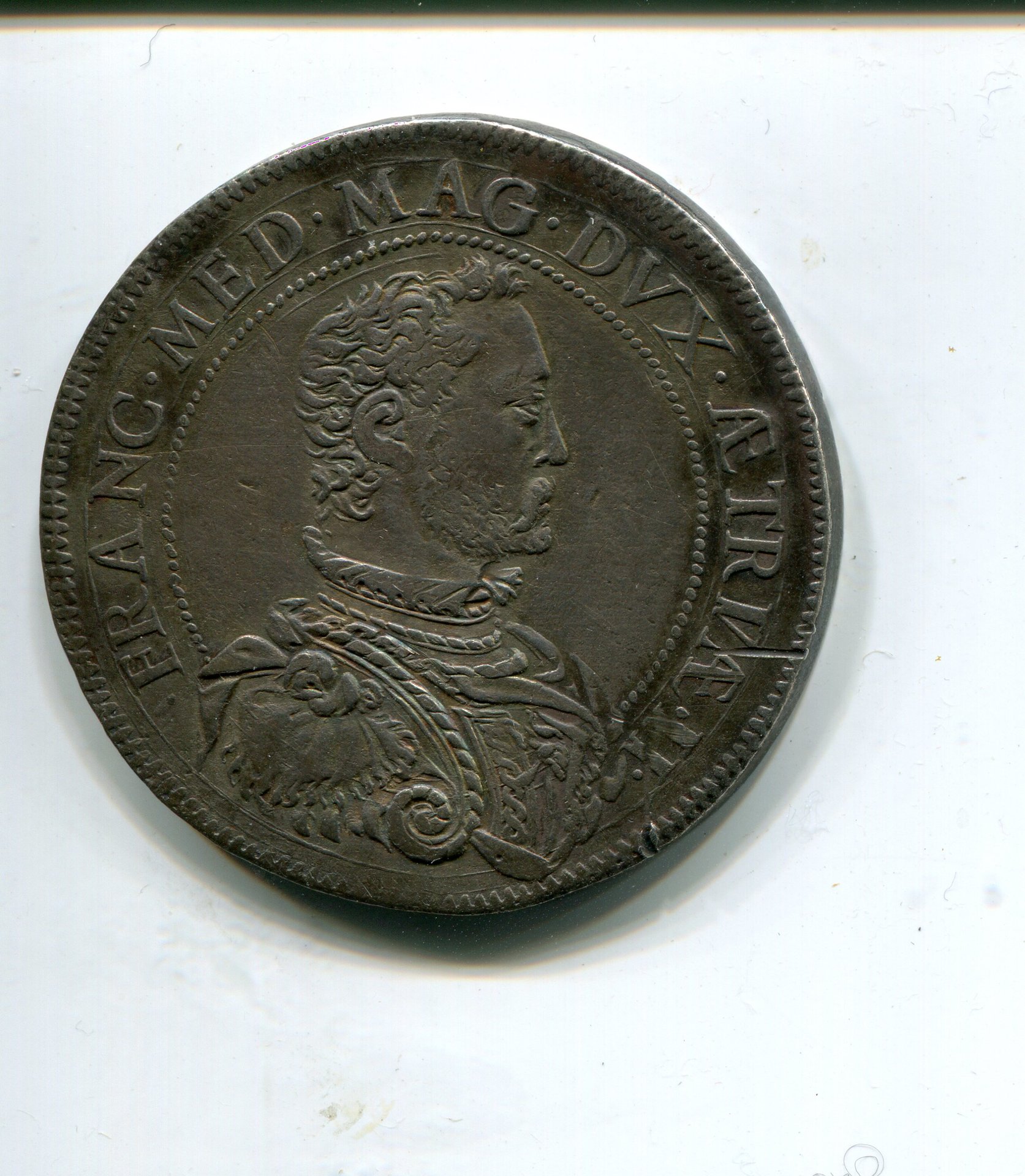 Tuscany Francesco I Piastre 1575 LD obv 475.jpg