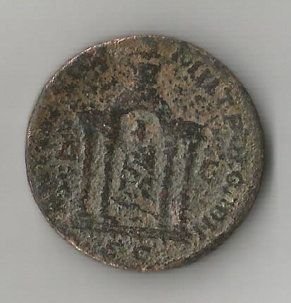 Two Em R 001.jpg