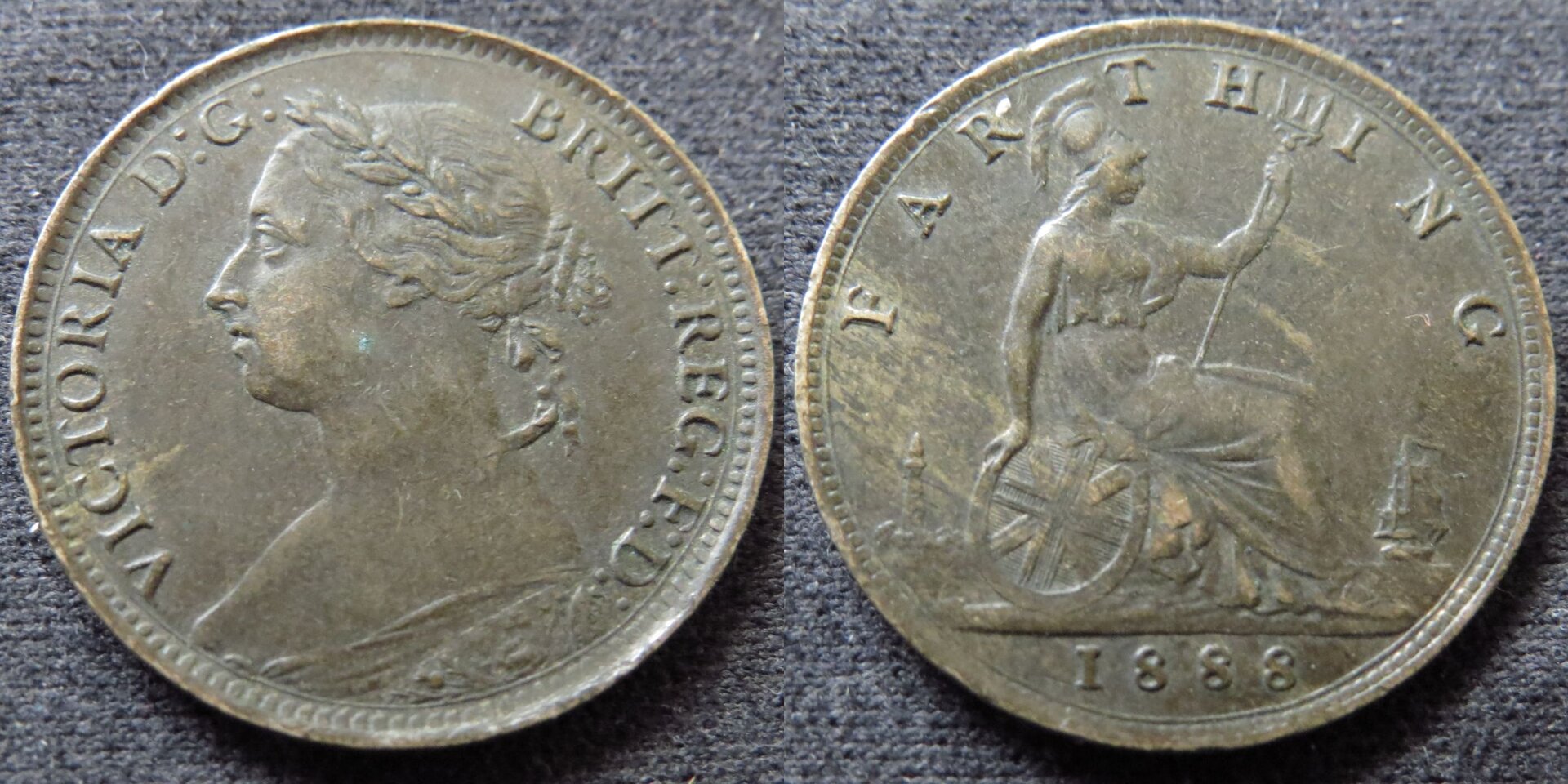 UK Farthing Victoria 1888.jpg