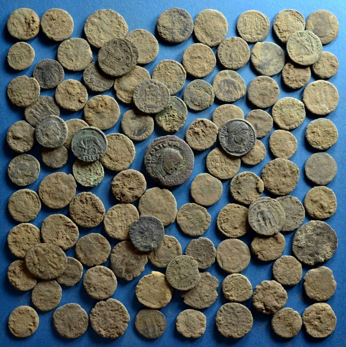 UNCLEANED ROMAN COINS PRICE PER COIN BUYING ! 