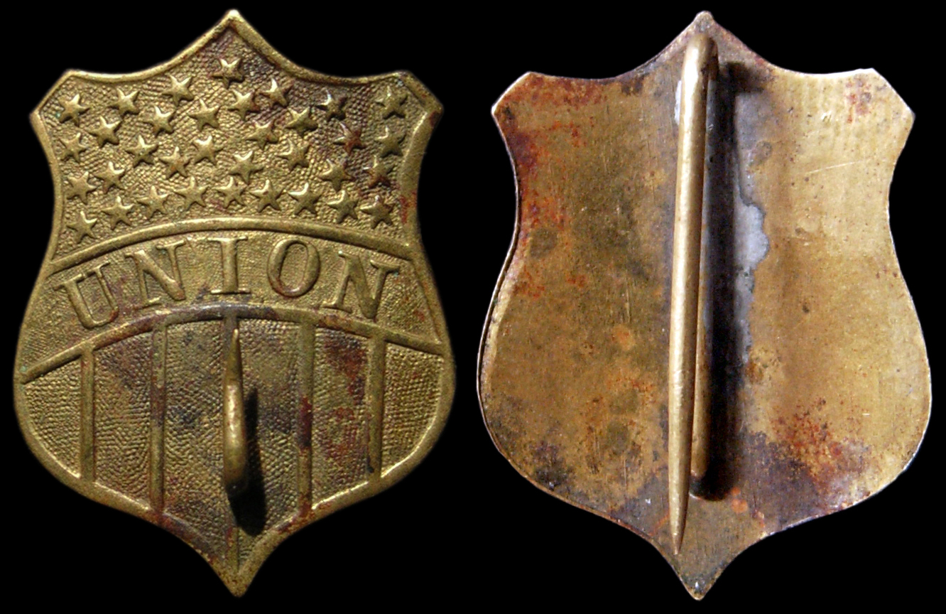 UnionShieldPin_f&b2.jpg