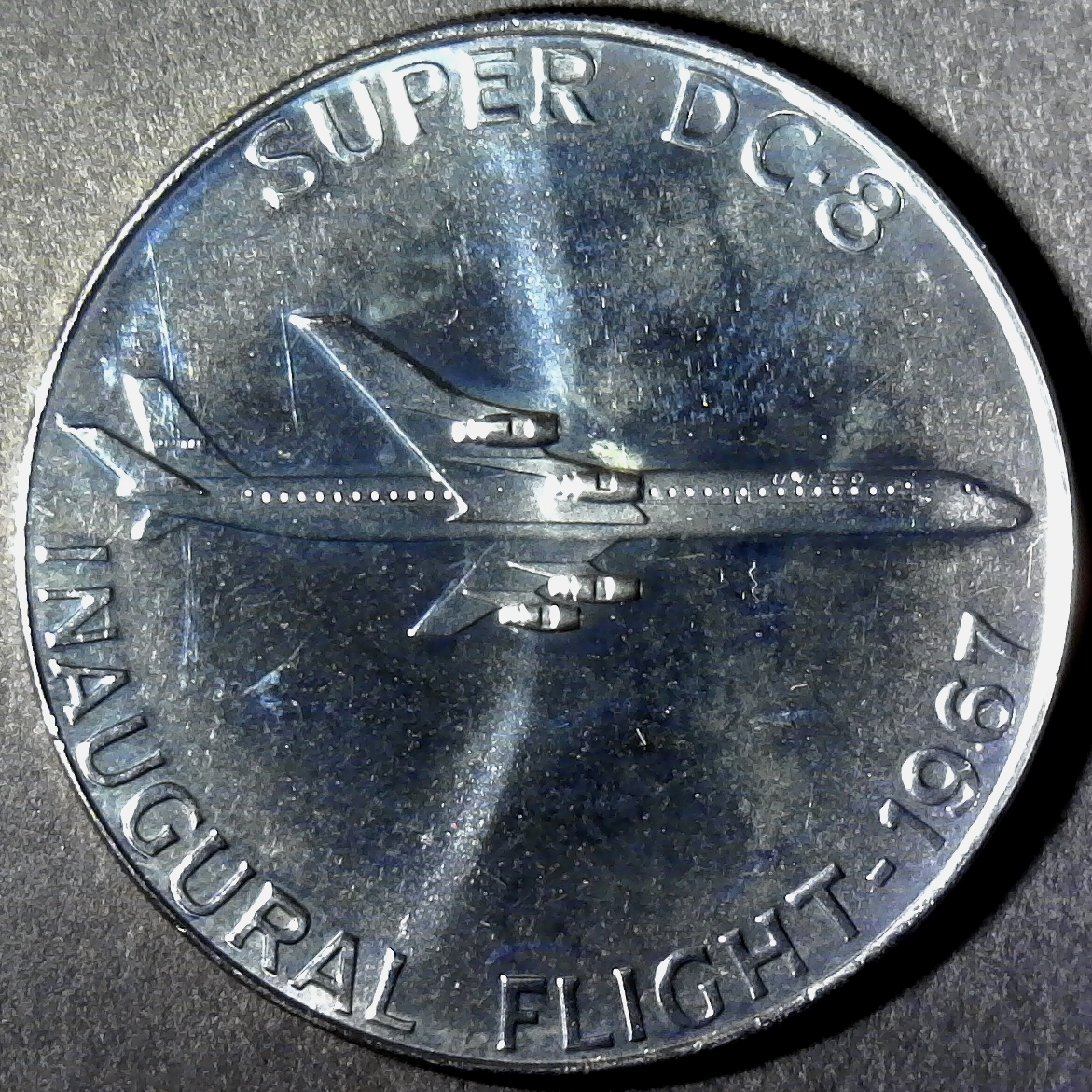 United DC8 medal obv.jpg