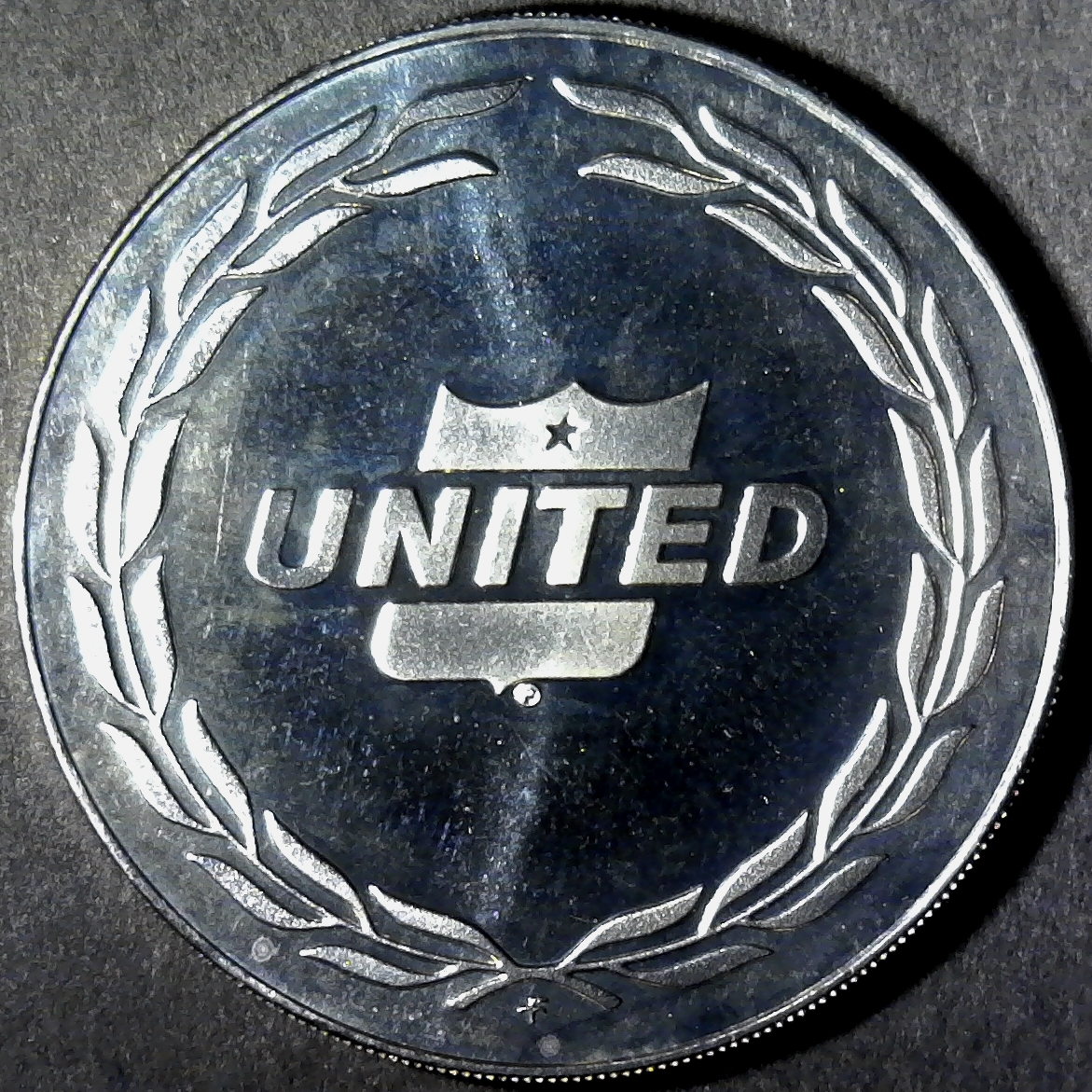 United DC8 metal rev.jpg