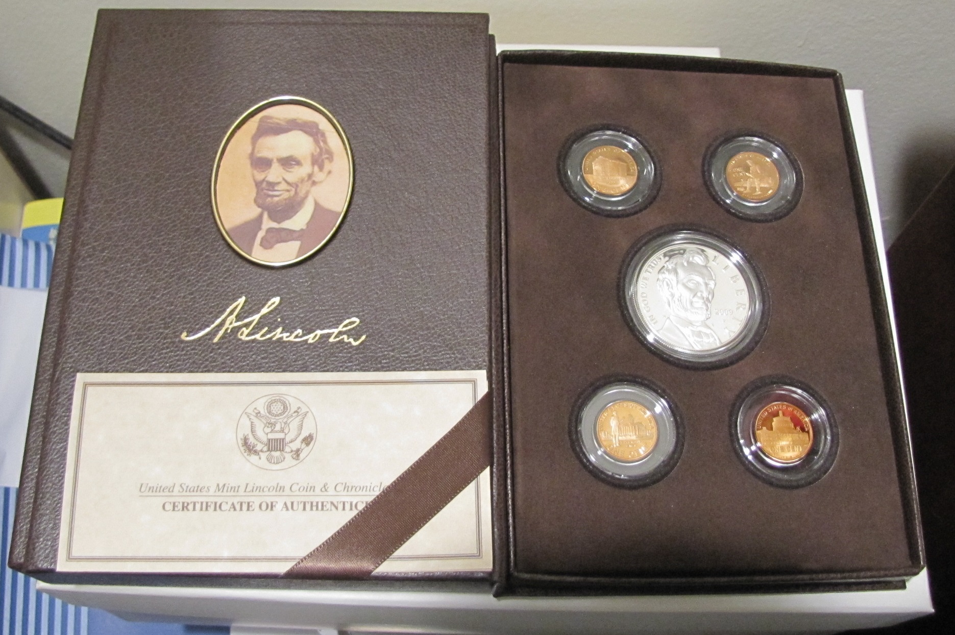United States Mint Lincoln Coin and Chronicles Set (LN6) 002a.JPG