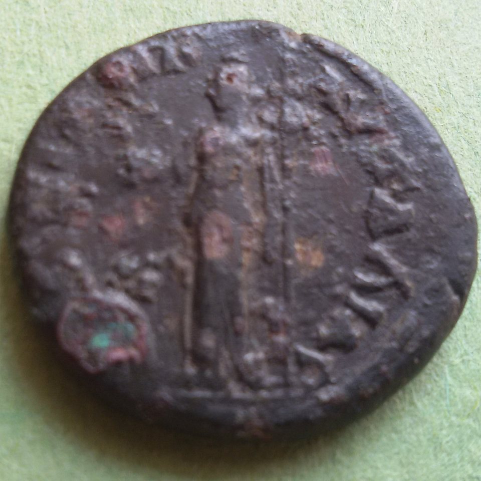 Unknown Pautalia Faustina reverse type.jpg