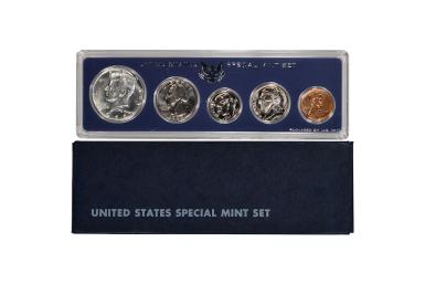 US-1966-Special-Mint-Set.jpg