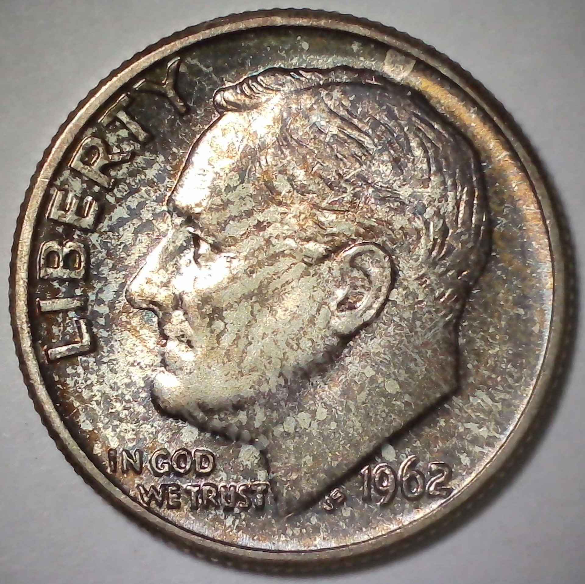 US Roosevelt Dime 1962 UNC #4 Obverse.jpg