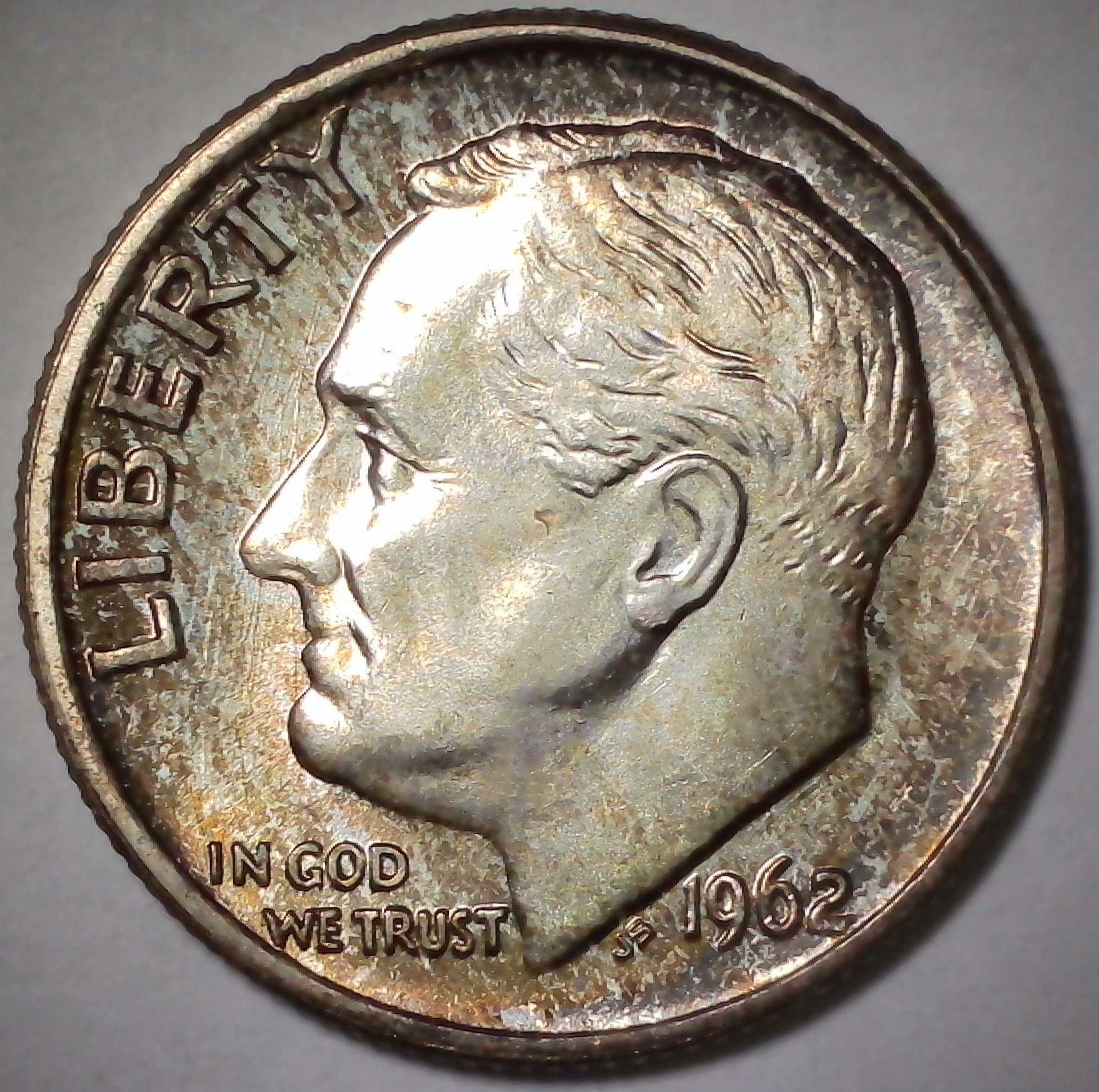 US Roosevelt Dime 1962 UNC #7 Obverse.jpg