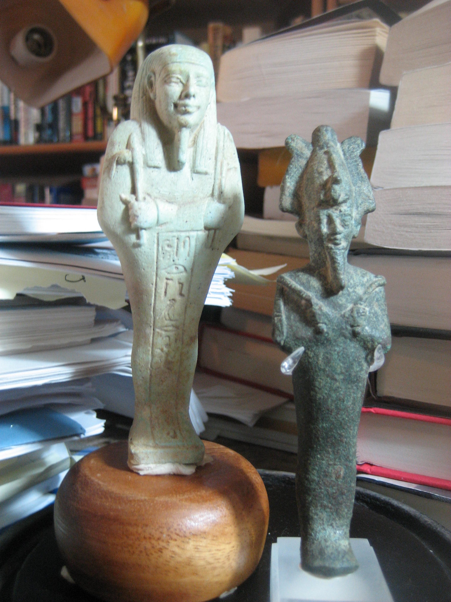 Ushabti with hieroglyphics 14 (with bronze Osiris 6).jpg