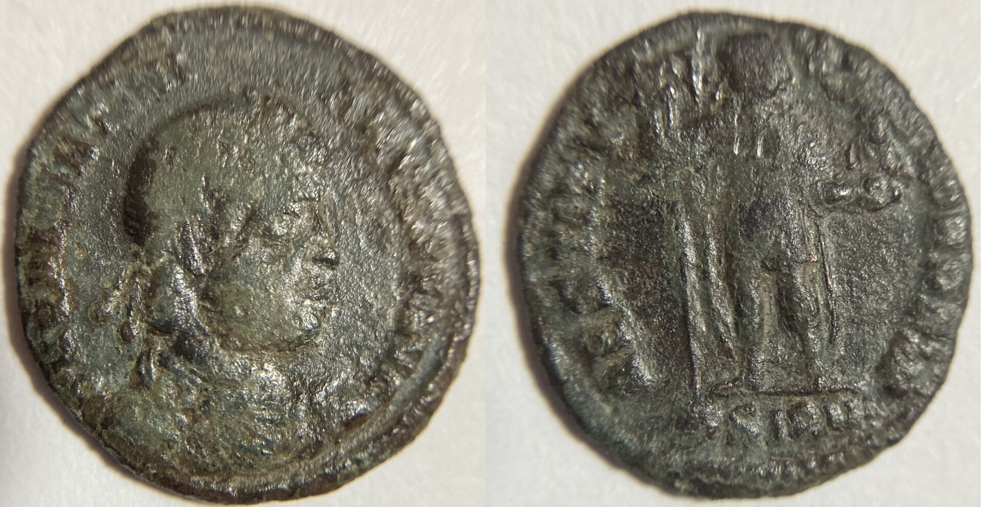 Valentinian I AE3 RIC IX Sirmium 6a.JPG