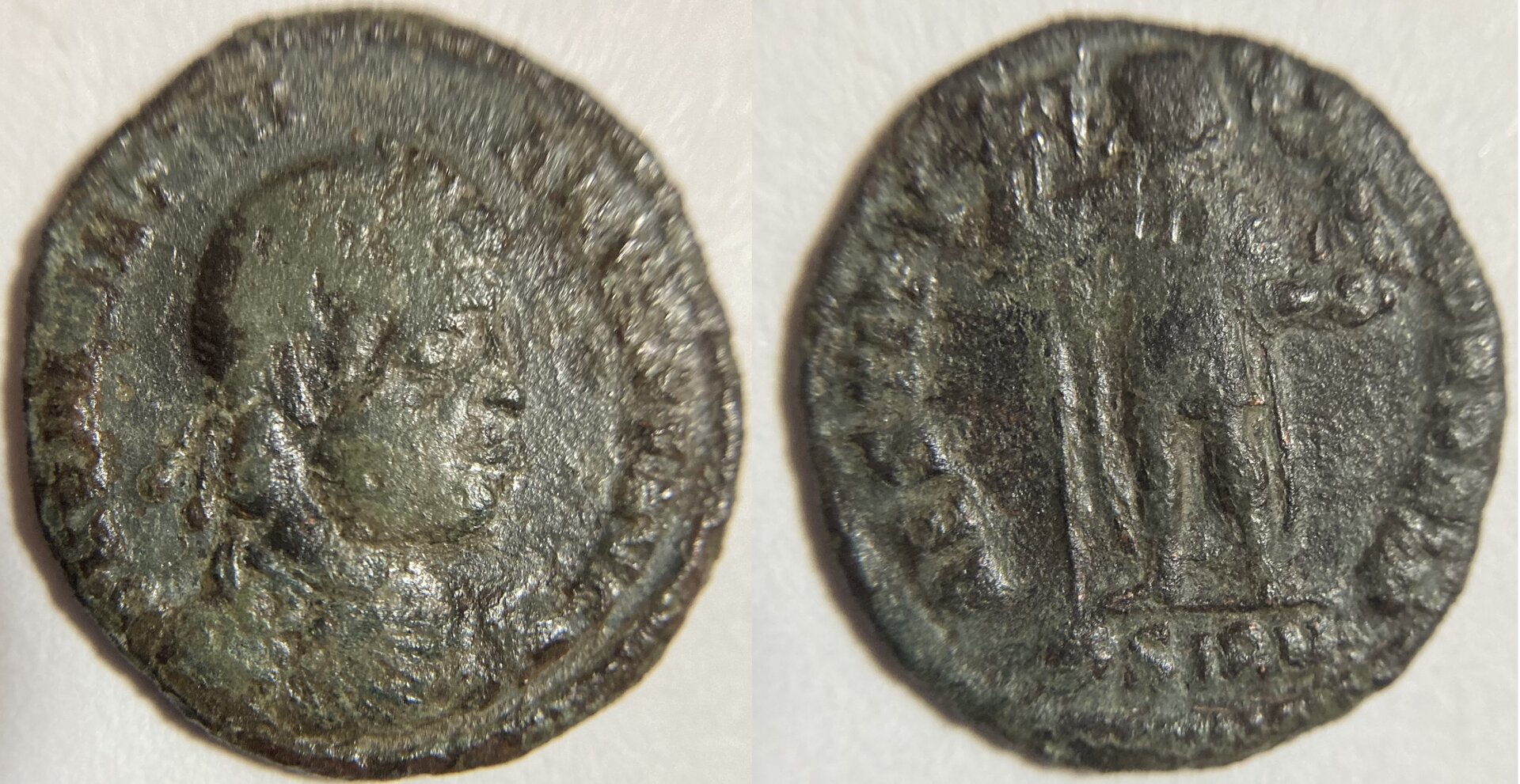 Valentinian I AE3 RIC IX Sirmium 6a.JPG
