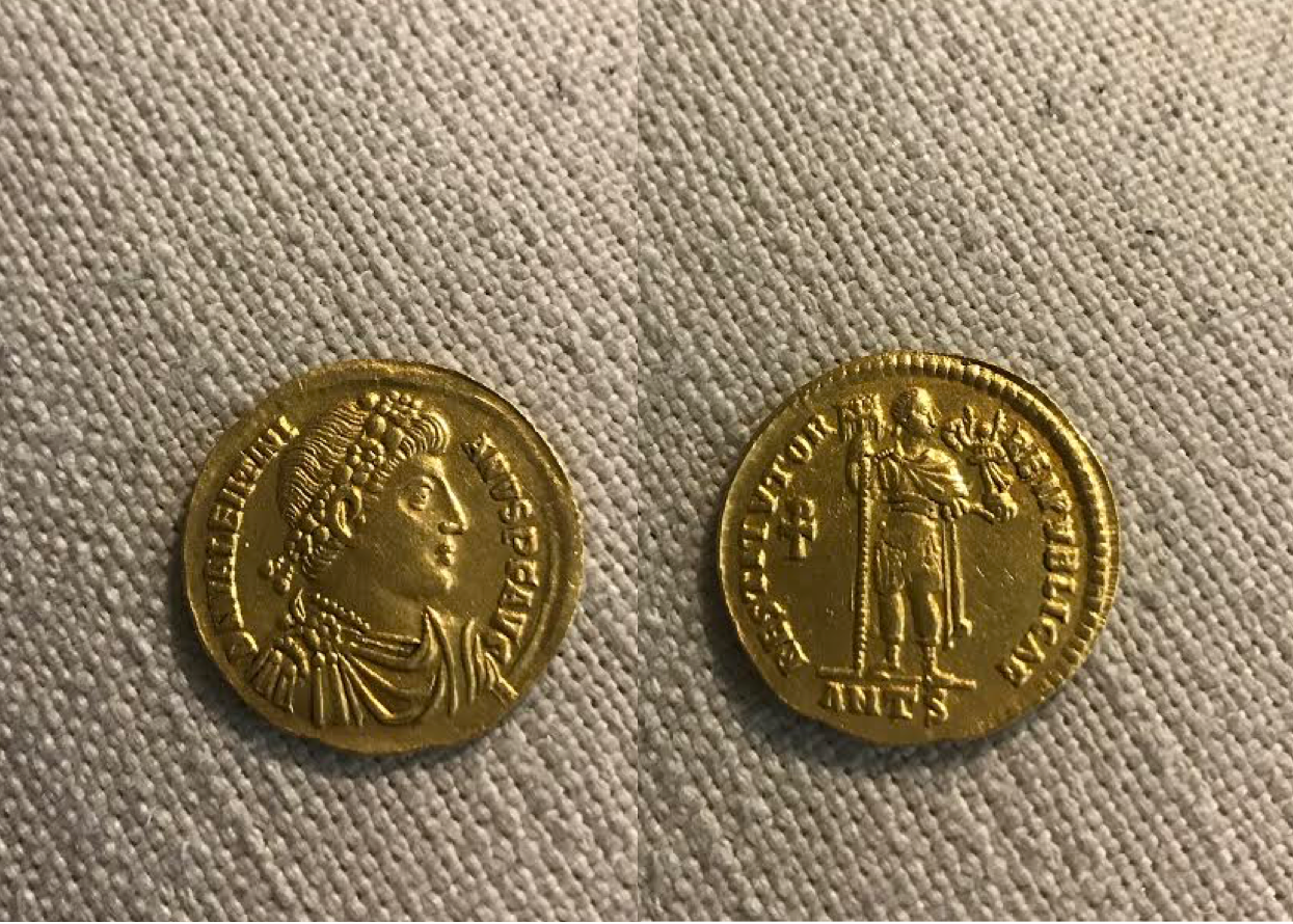 Valentinian I solidus.png