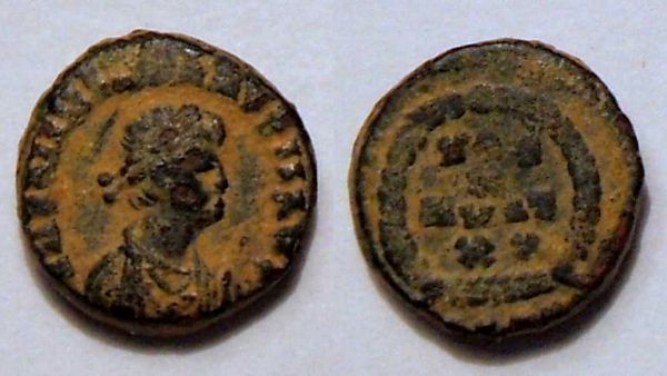 Valentinian_II_4_opt.jpg