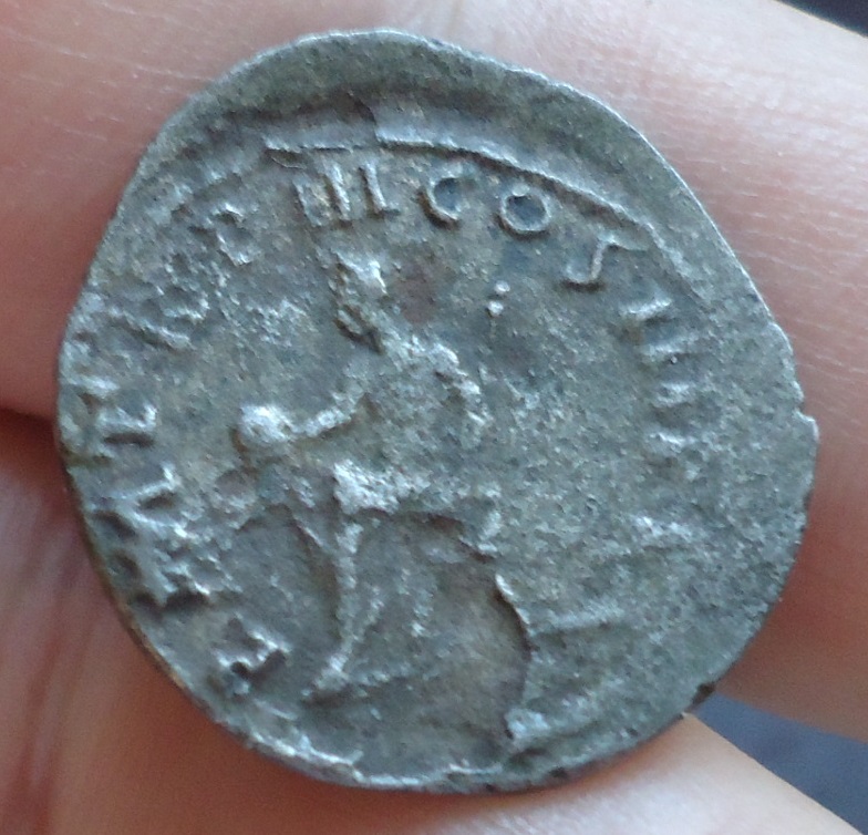 Valerian emp seated globe (6).JPG