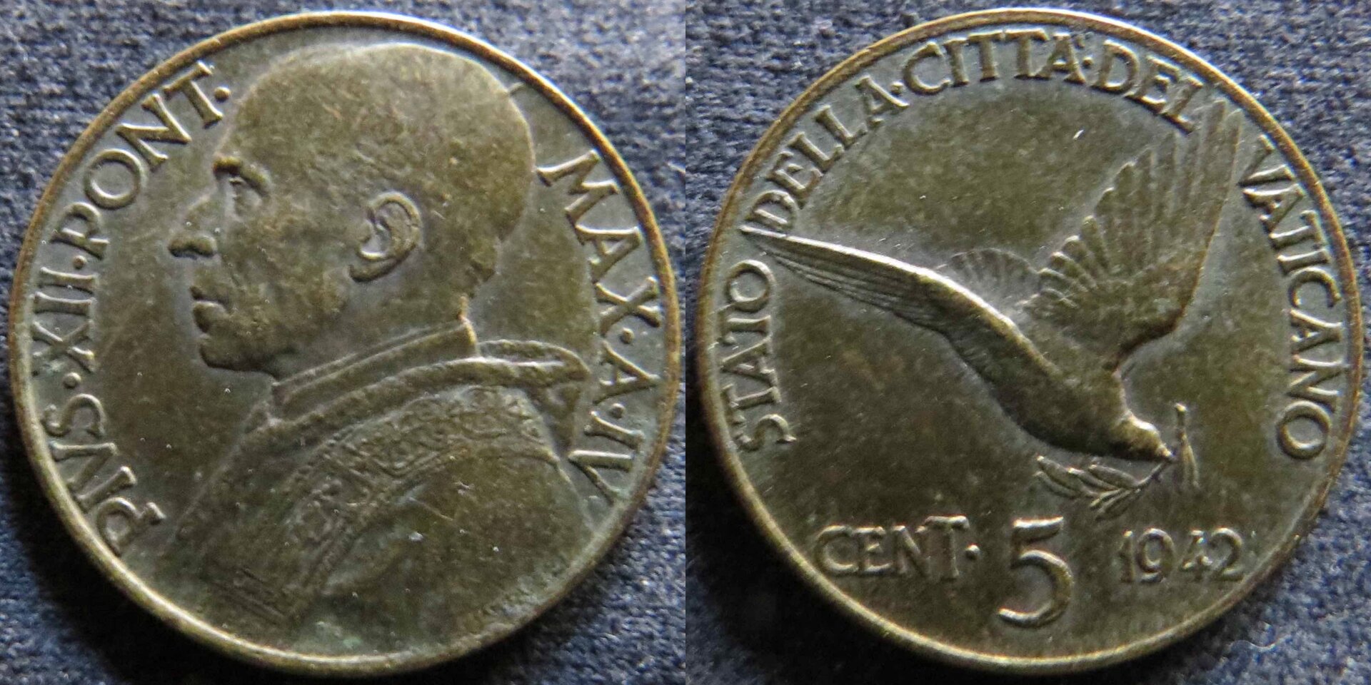 Vatican 1942 Pius XII 5 Centesime Brass Mintage 5000 copy.jpg