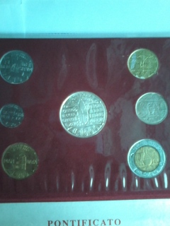 Vatican 1993 Proof Set Tils SSPX01621.jpg