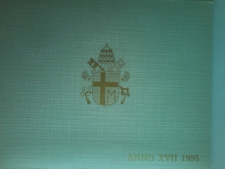 Vatican 1995 Proof Set  Box top SSPX01981.jpg
