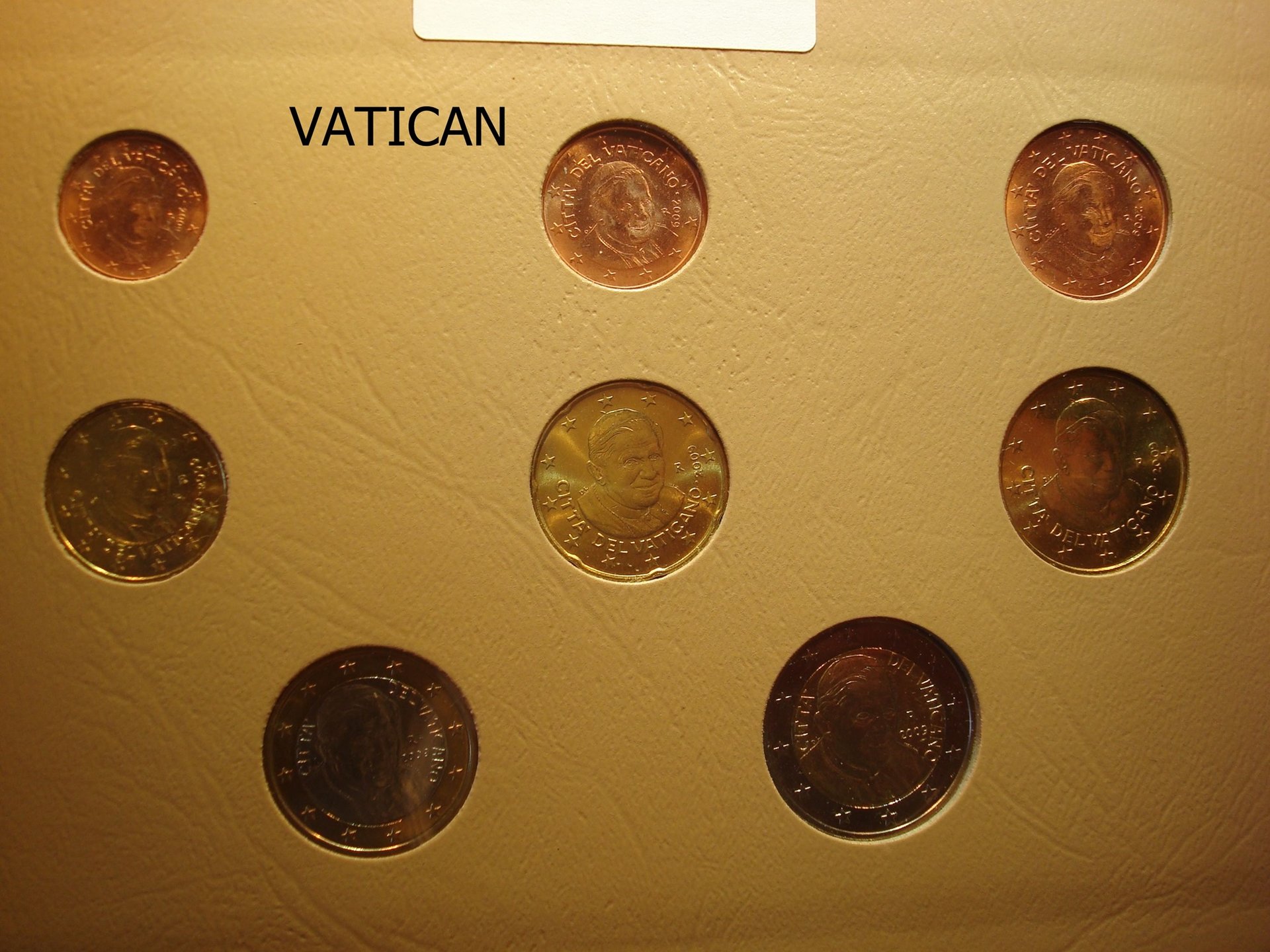 vatican euro A.jpg