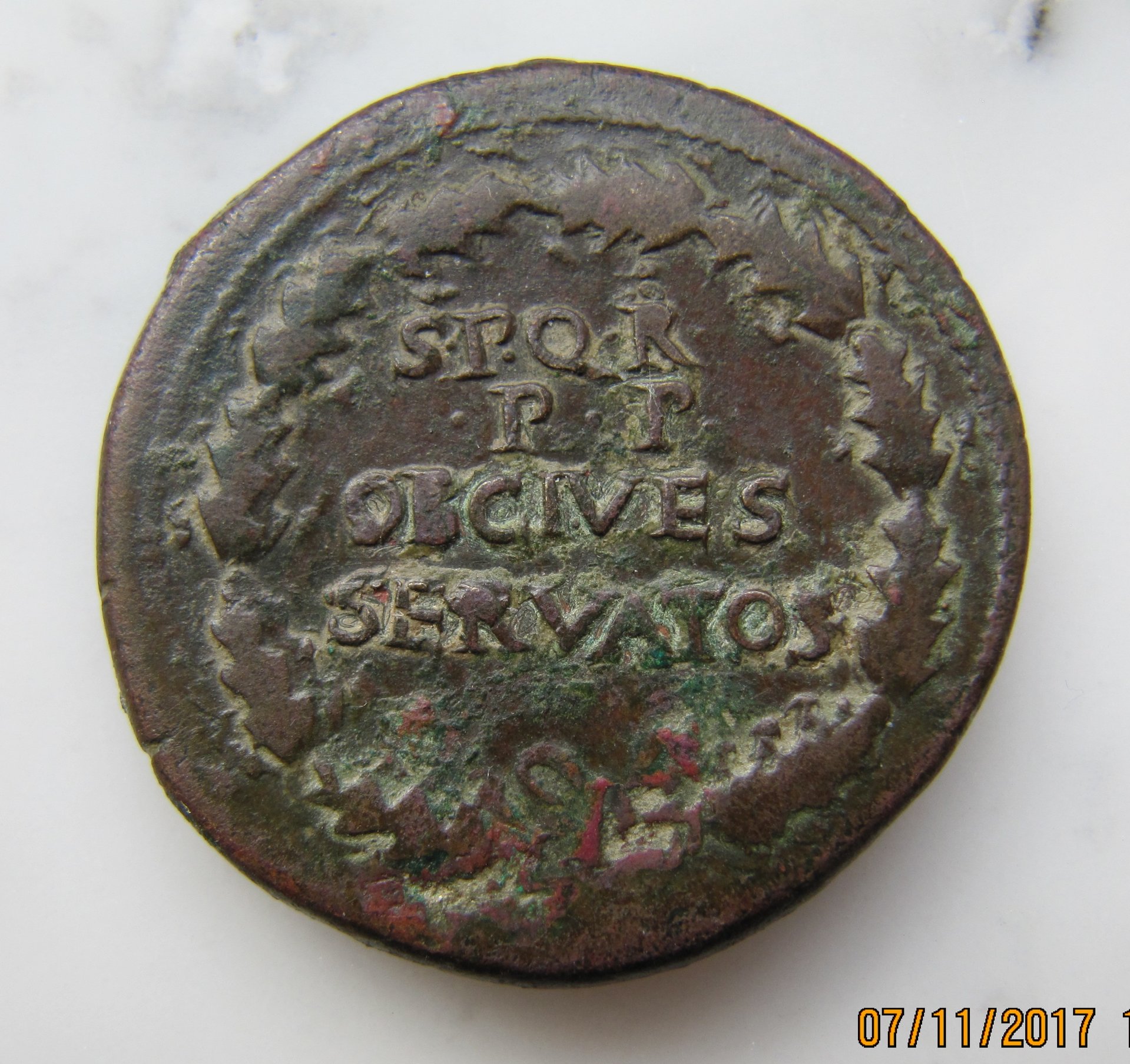 Vespasian Sestertius Wreath RIC 1137-Example 2- REV - 1.jpg