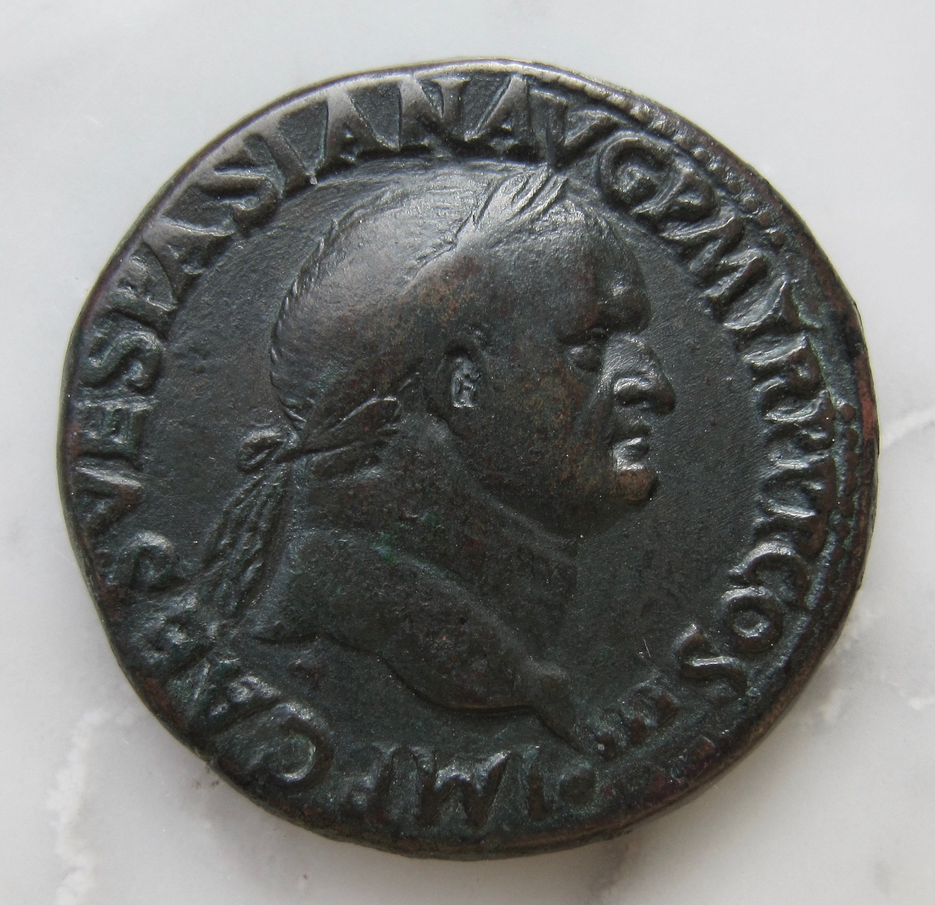 Vespasian Sestertius wreath SPQR OBV1 N  - 1.jpg