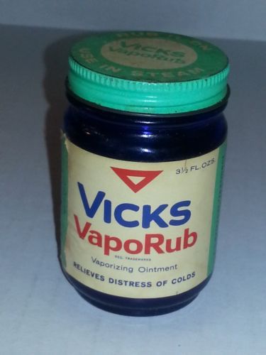 Vick's VapoRub Jar-Shaped Water Tower.jpg
