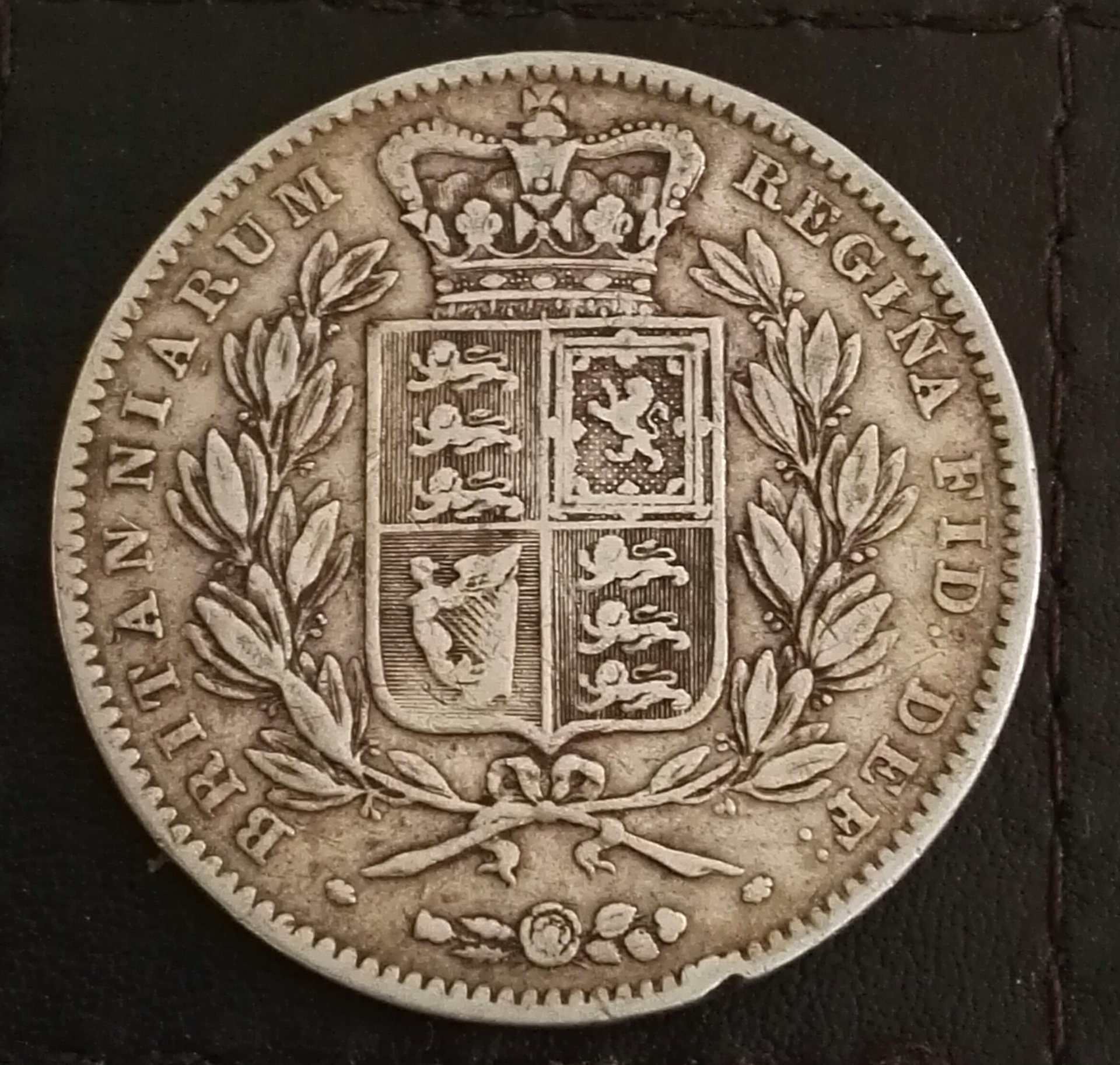 Victoria 1847 Crown Rev.jpg