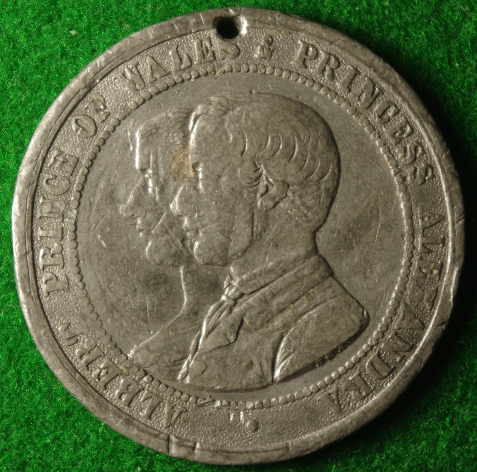 Victoria and Albert 1.JPG