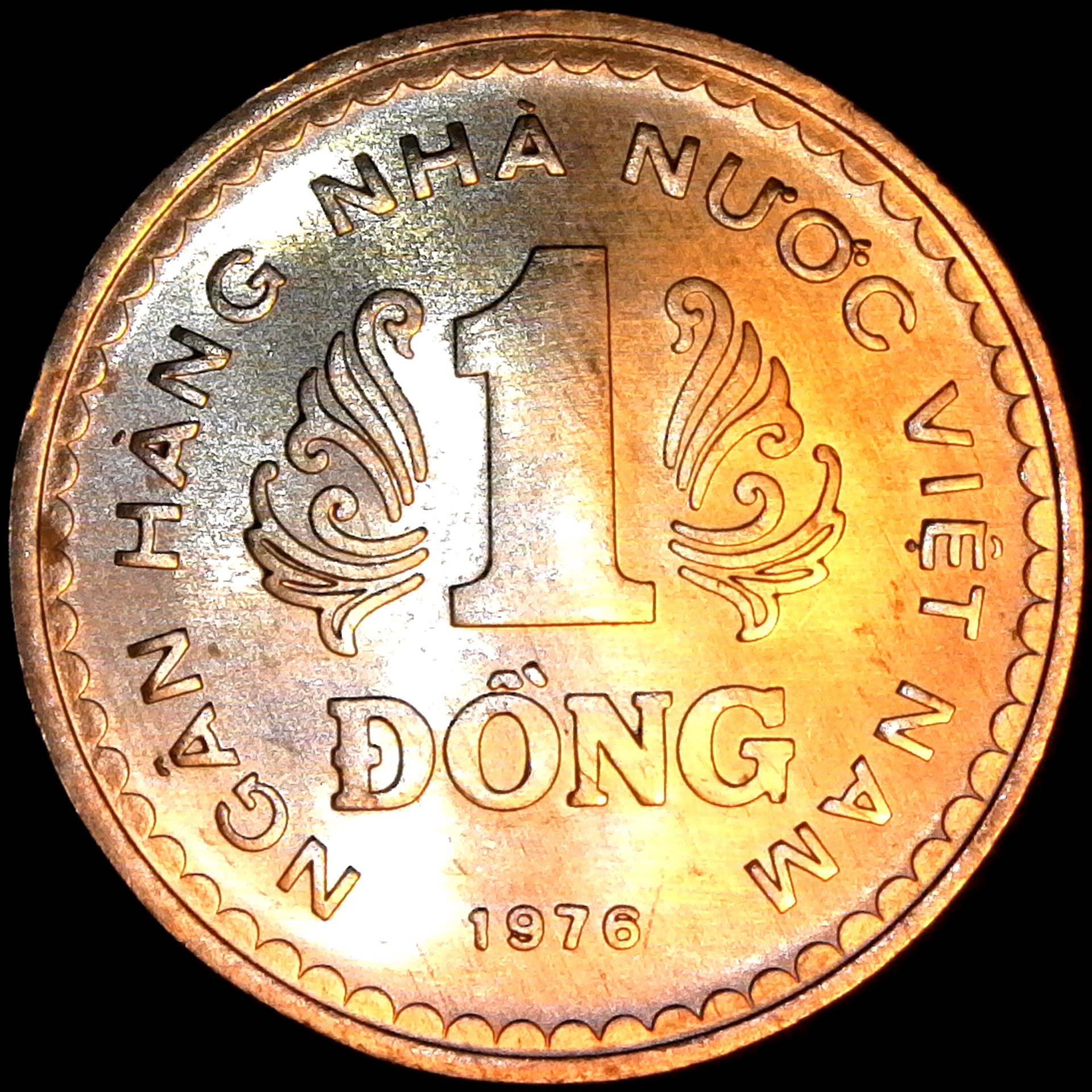 Vietnam 1 Dong 1976 obverse.jpg
