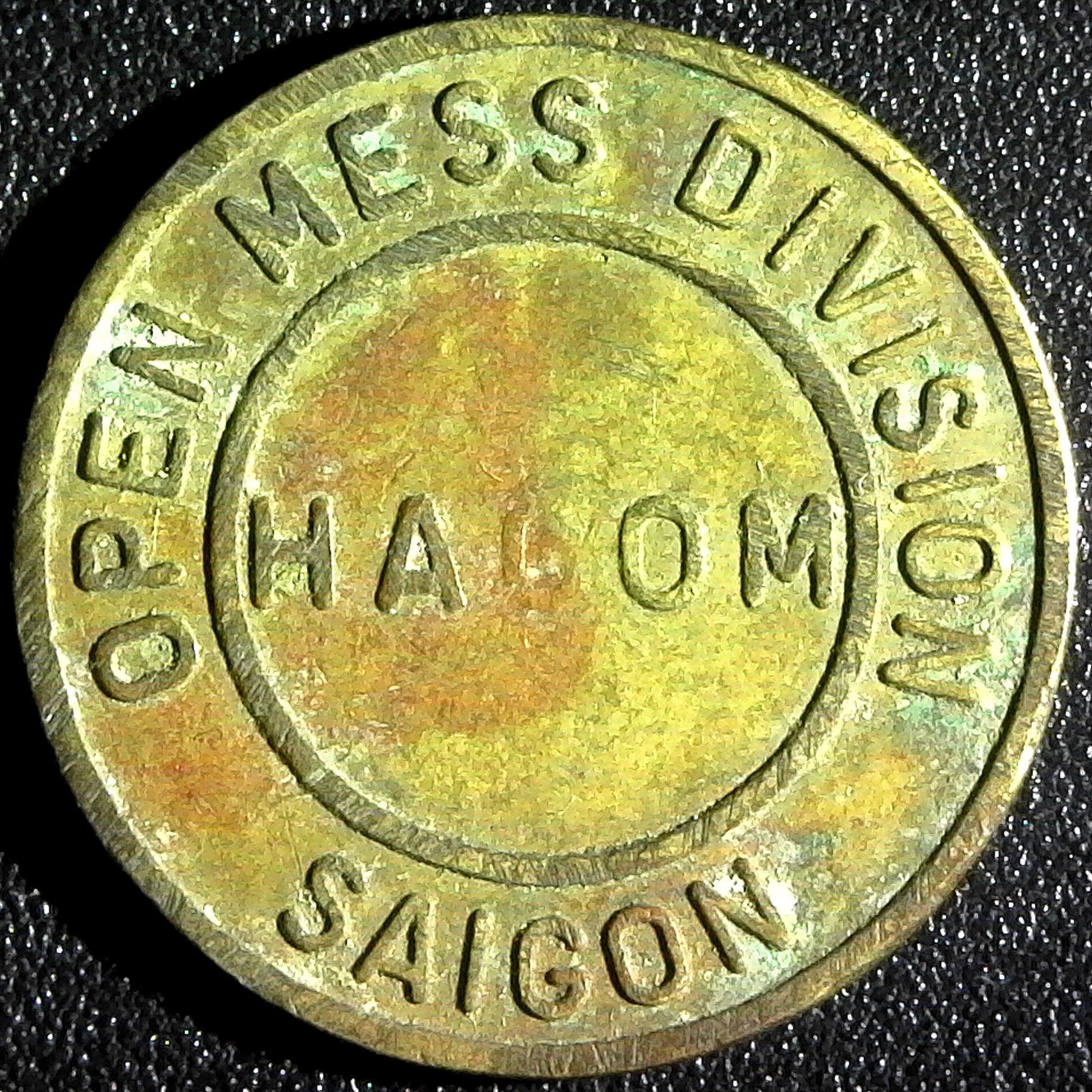 Vietnam HACOM Saigon mess token obv.jpg