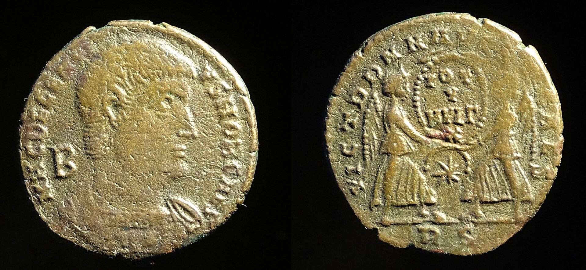 VIII Rome Decentius Vict DD 1300183.jpg