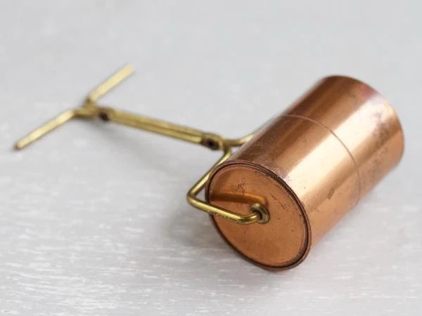 vintage-ink-blotter-roller-1.jpg