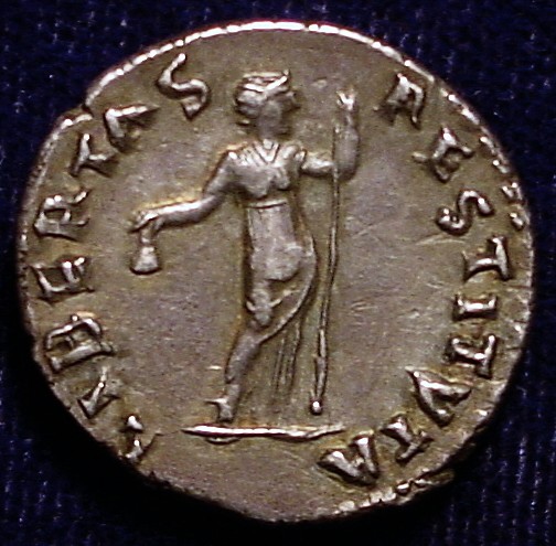 Vitellius Den R.jpg