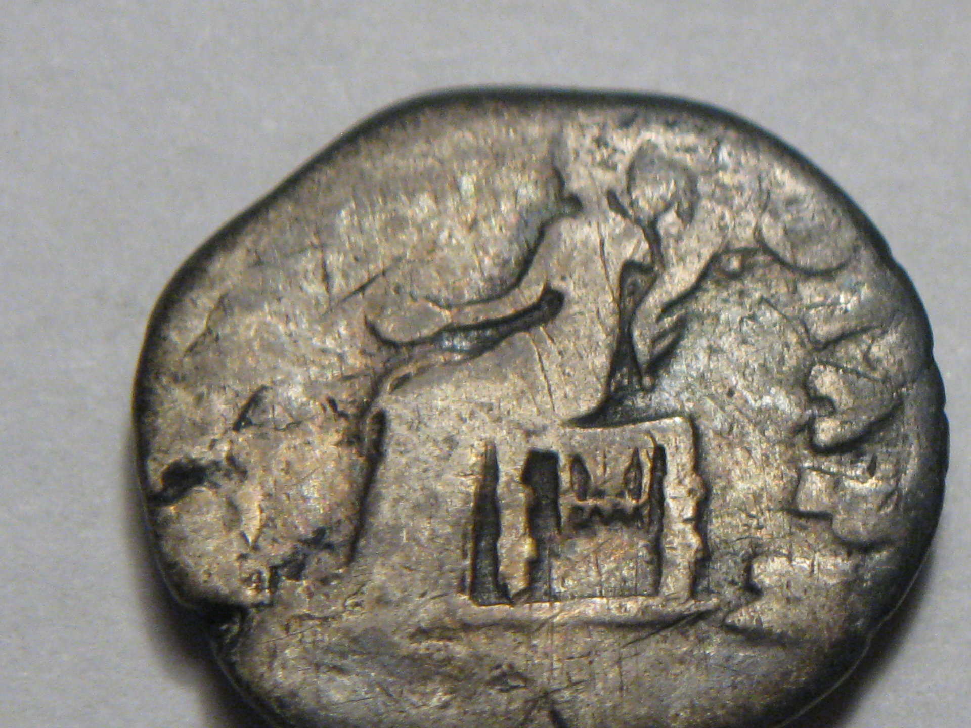 vitellius denarius 003.JPG