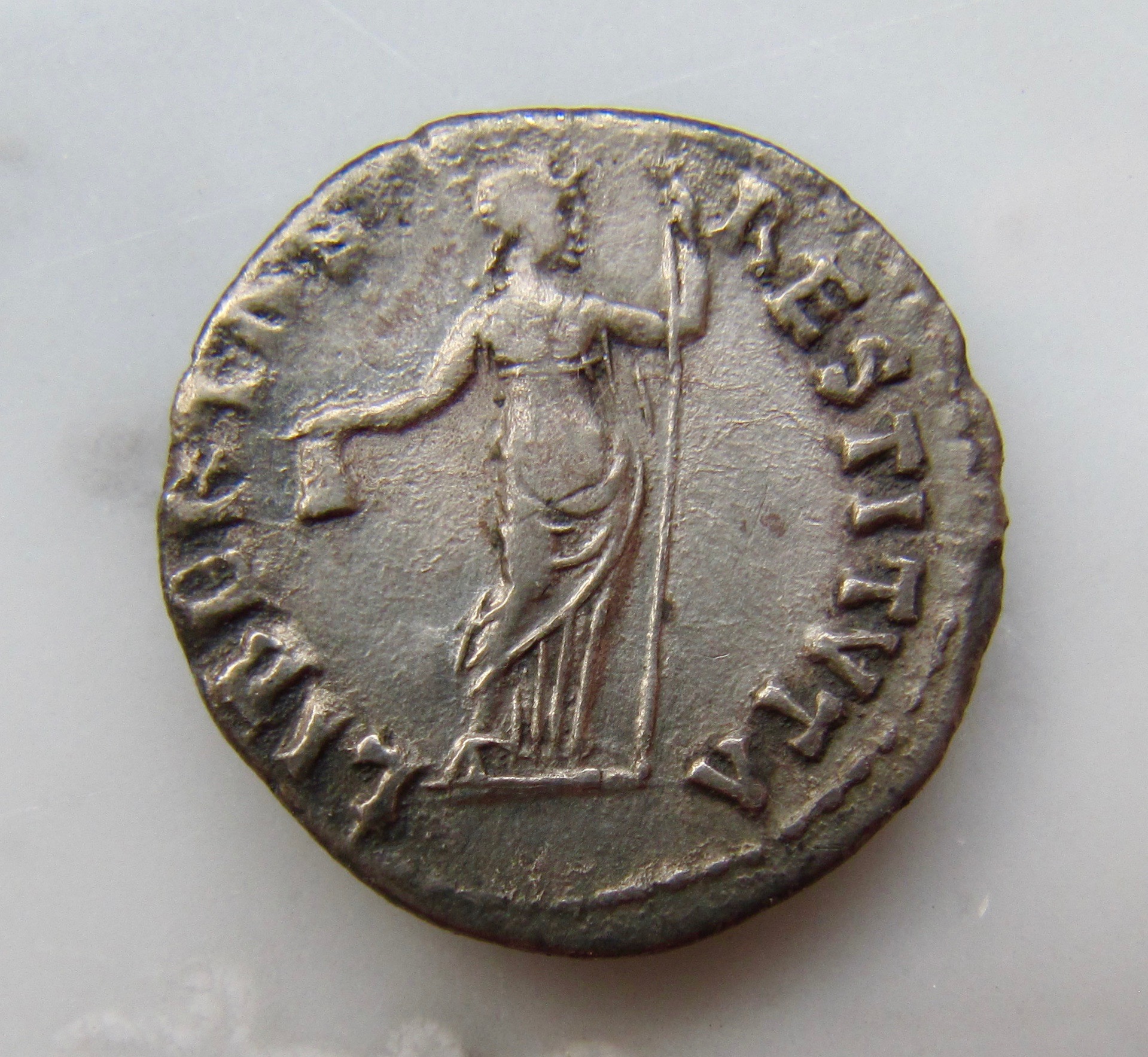 Vitellius denarius-libertas-rev - 1.jpg