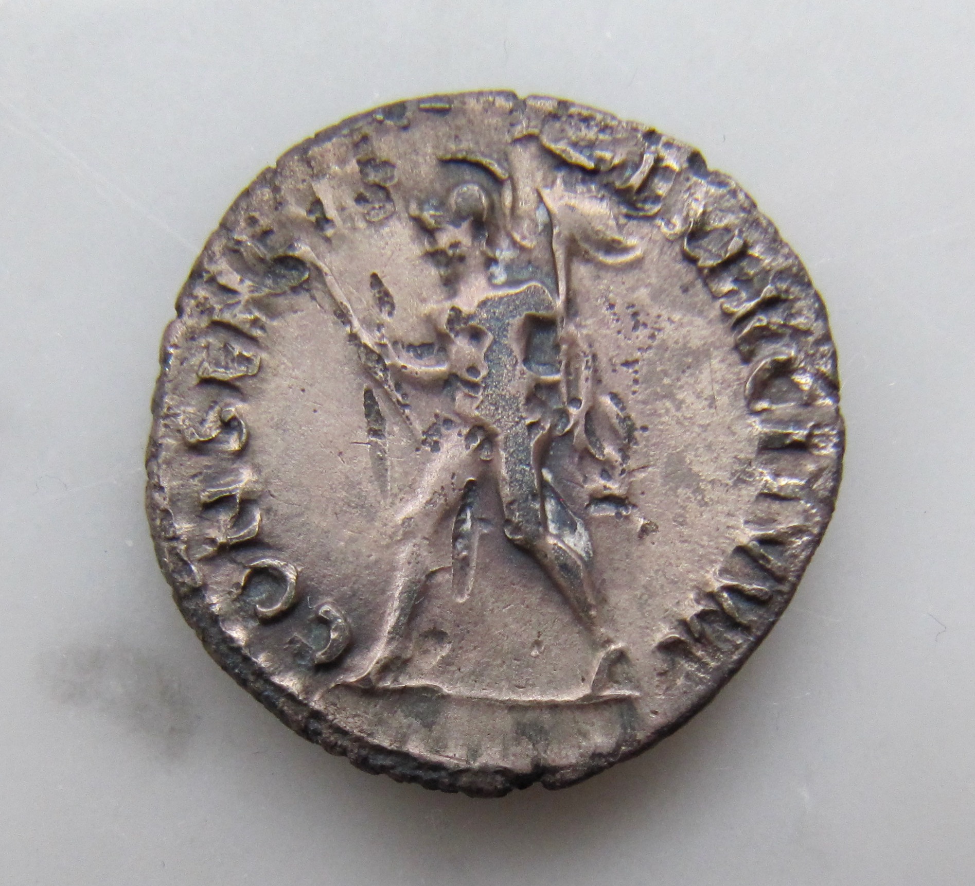 Vitellius denarius tarraco mars concensus REV N GP  - 1.jpg