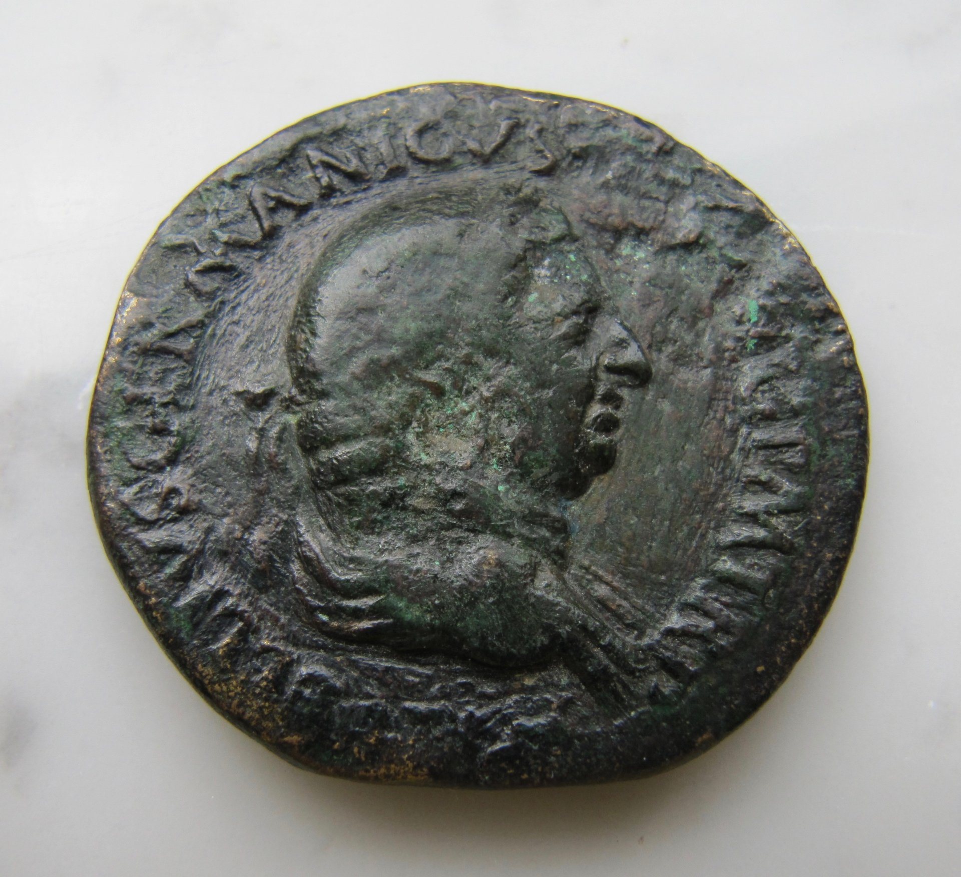 Vitellius Sestertius Pax-Obv - 1.jpg