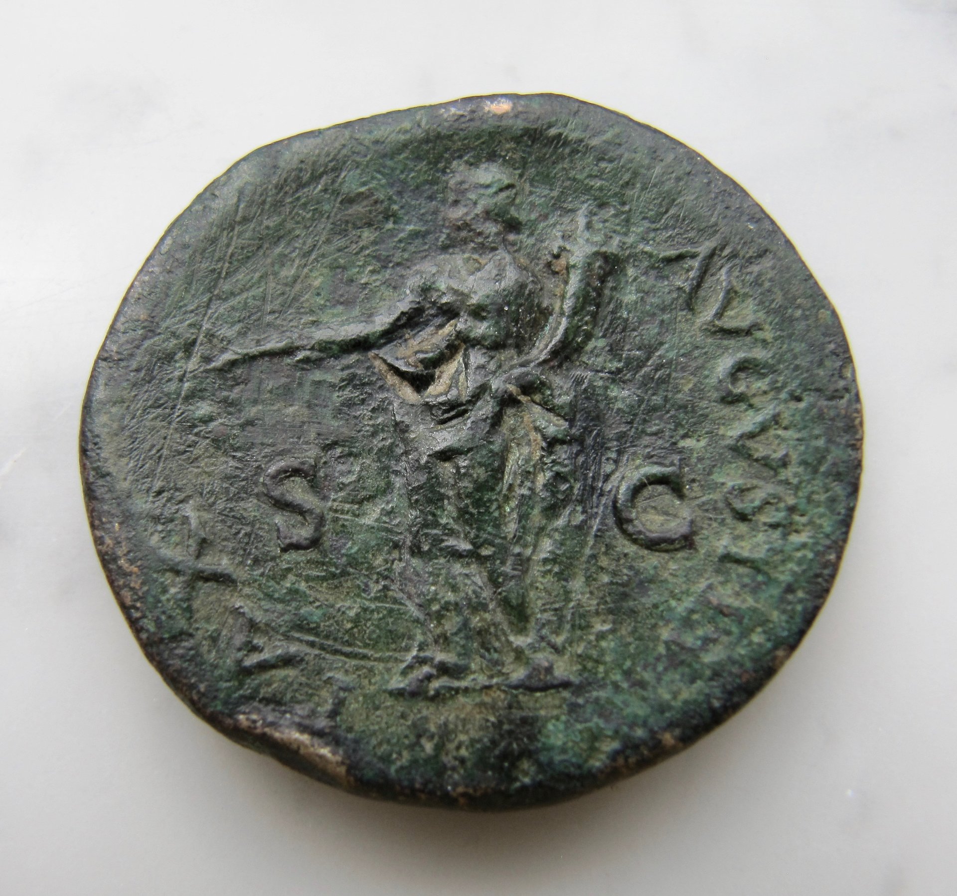 Vitellius Sestertius PAX REV1 N - 1.jpg