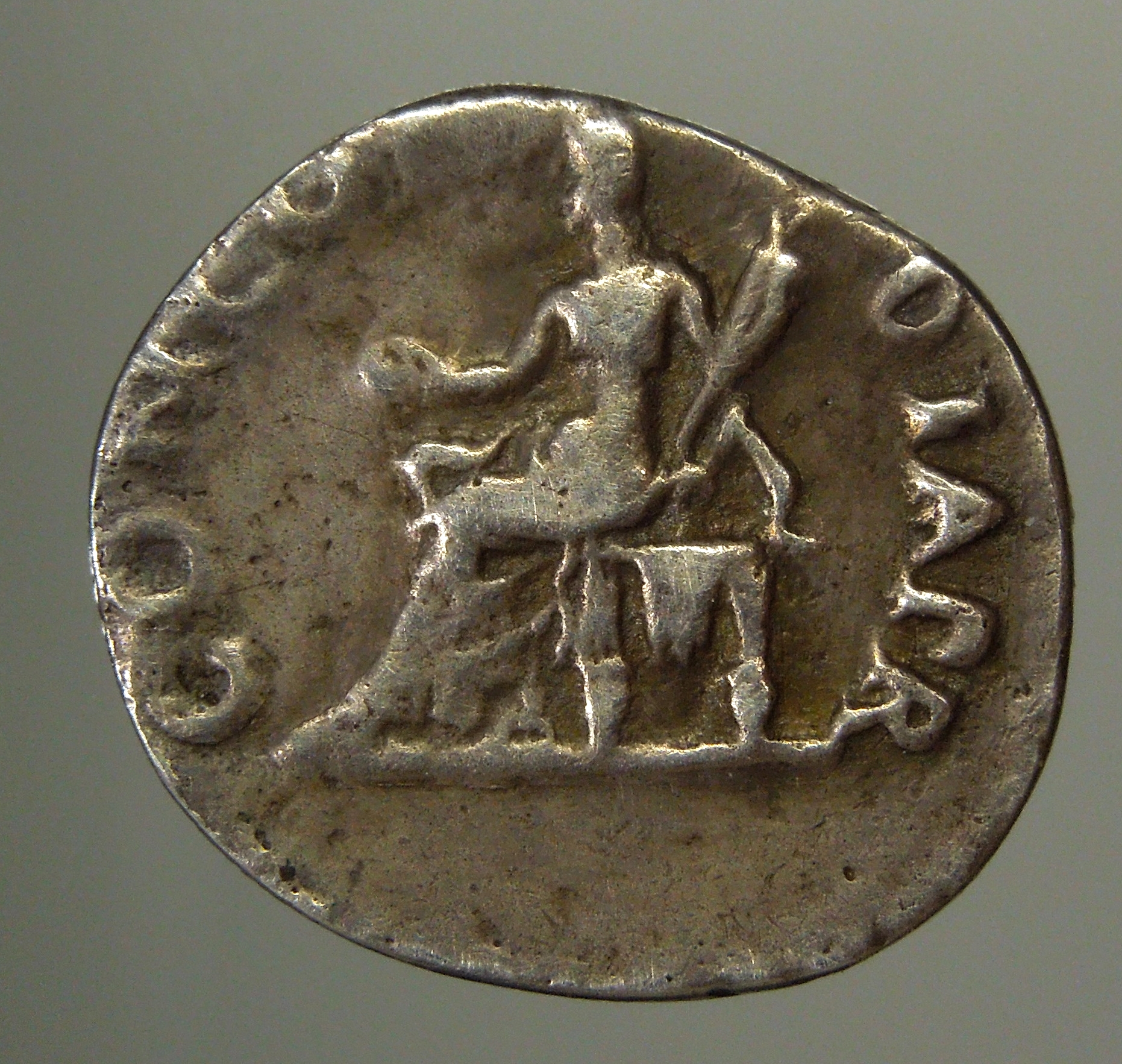 VitelliusnoseB.JPG